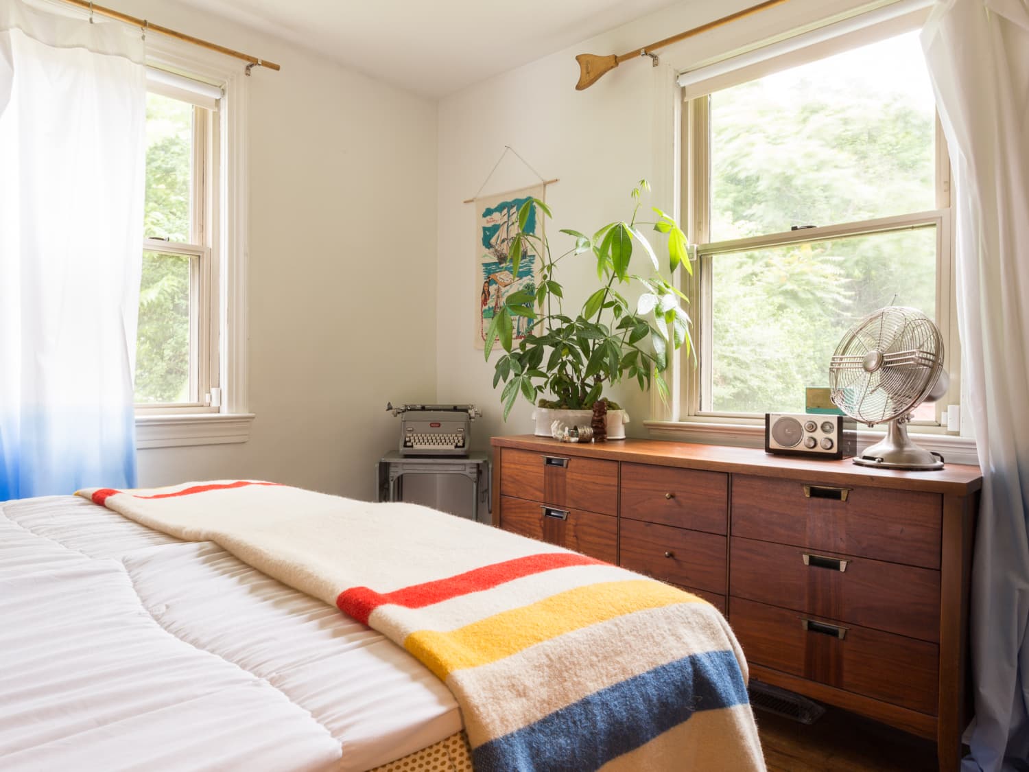 Dressers with top 8 deep drawers
